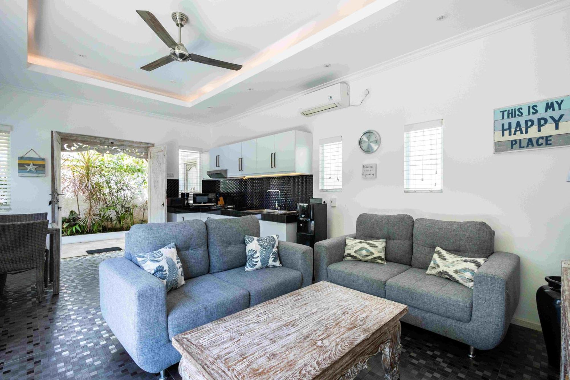 Charming, Villa Sofie - Central Sanur With Refreshing Pool Экстерьер фото