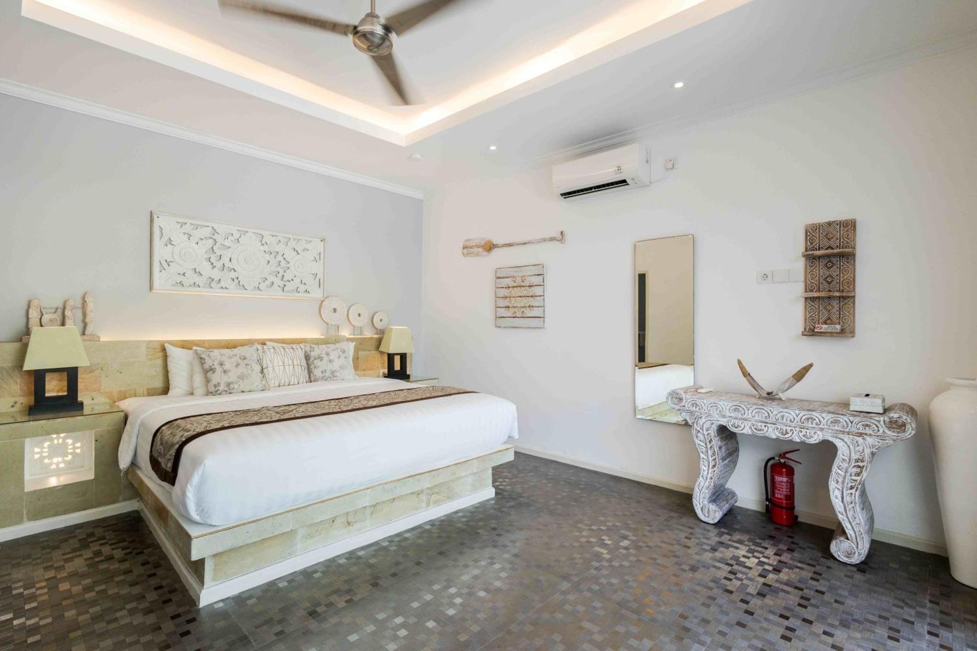 Charming, Villa Sofie - Central Sanur With Refreshing Pool Экстерьер фото