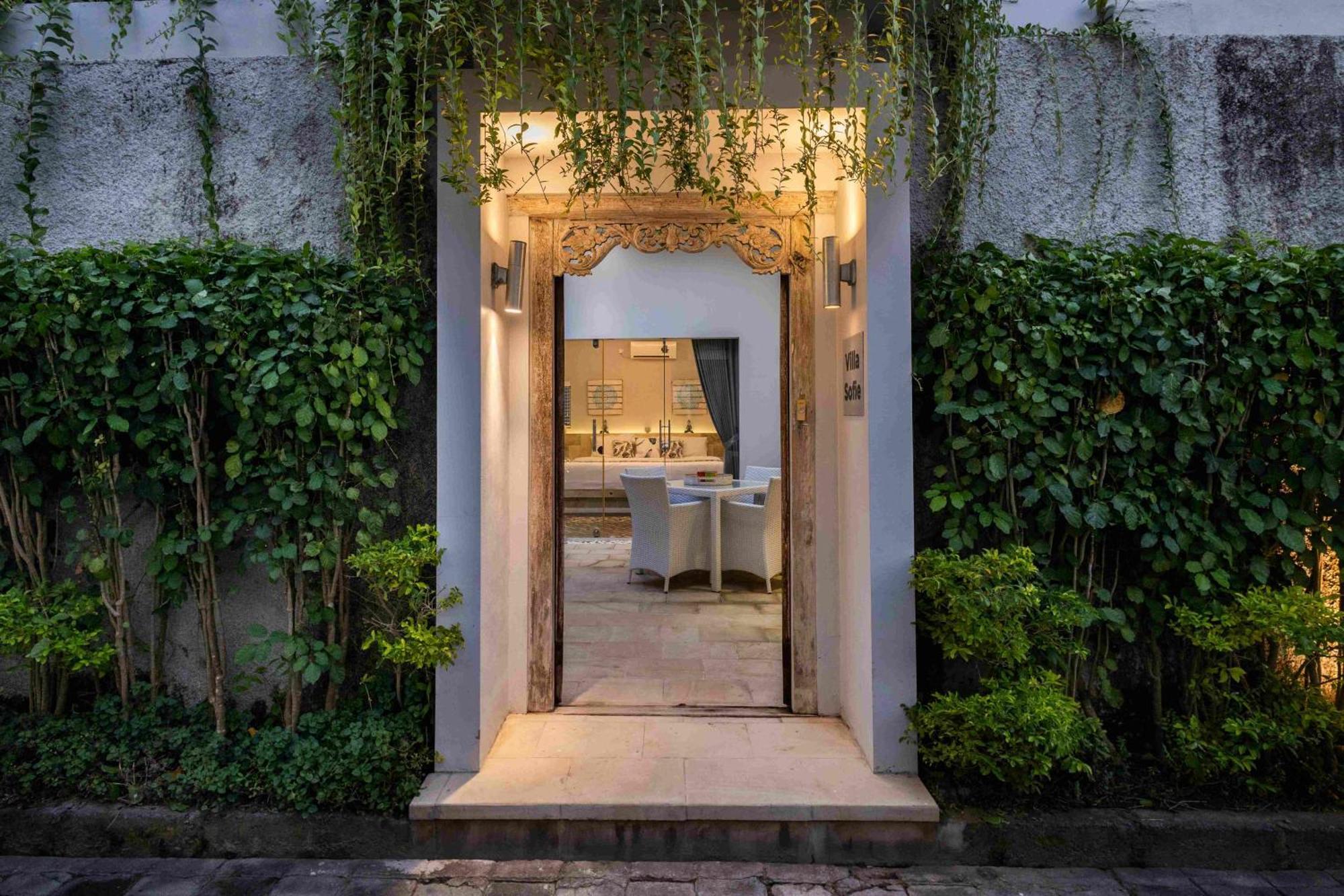 Charming, Villa Sofie - Central Sanur With Refreshing Pool Экстерьер фото